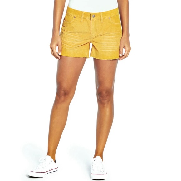 GAP Pants - GAP oro gold yellow frayed hem shorts size 6- cute!!!